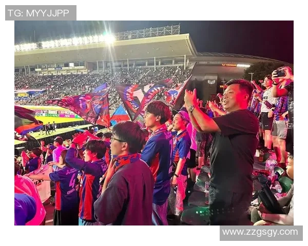 周丽专访：从绿茵场到人生舞台的足球旅程回顾与展望